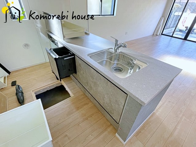 さいたま市大宮区三橋　31期　新築一戸建て　KEIAI GRACE　01のキッチン|26.2.9撮影済み