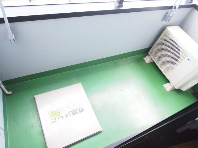 夕陽丘マンションのバルコニー