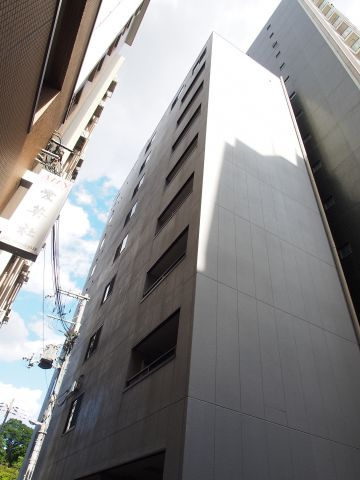 夕陽丘マンションの外観