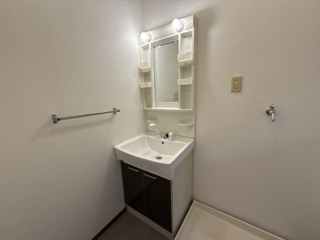 マイアール新町の洗面所