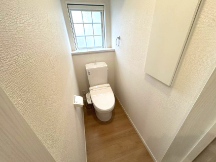 東松山市松山町2丁目　中古戸建のトイレ|１階 トイレ