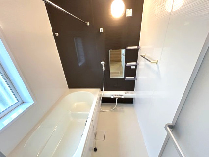 東松山市松山町2丁目　中古戸建の浴室|綺麗なお風呂です