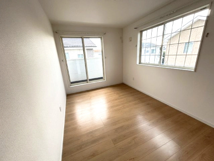 東松山市松山町2丁目　中古戸建の洋室|２階 洋室（６.５帖）