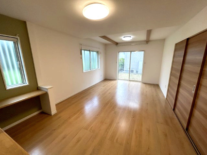 東松山市松山町2丁目　中古戸建の居間・リビング