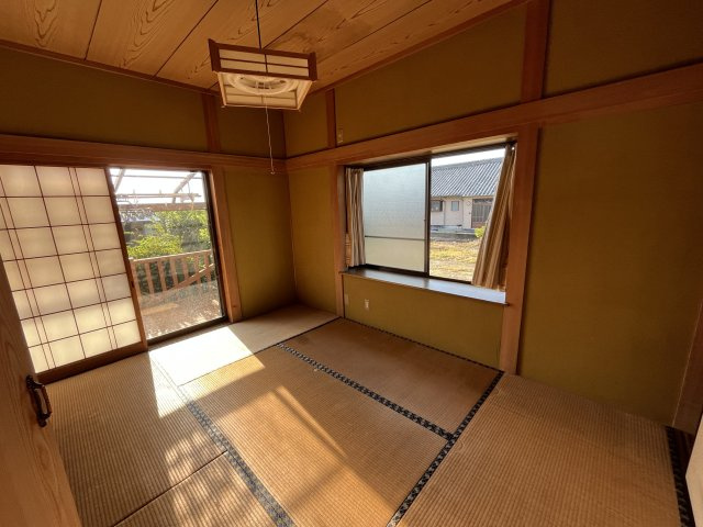 宮崎県串間市塩町　川を眺める平家一戸建て住宅の和室