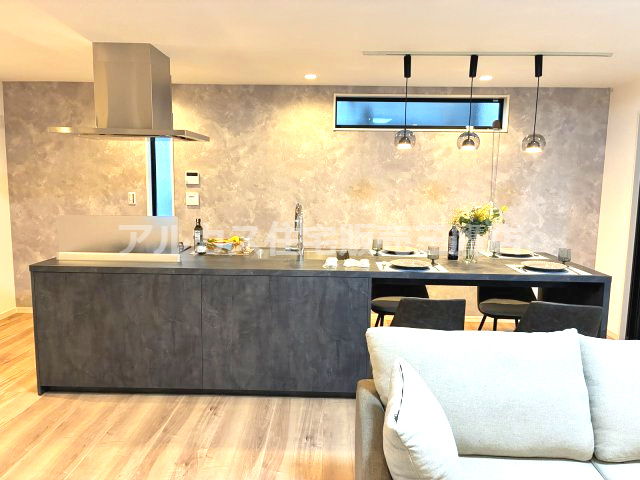 武蔵野市 吉祥寺南町５丁目 中央線 西荻窪駅 新築戸建の居間・リビング