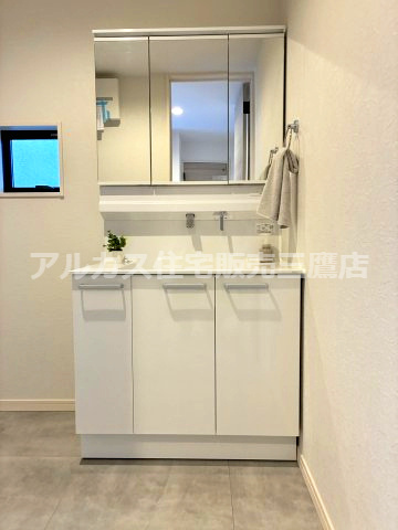 武蔵野市 吉祥寺南町５丁目 中央線 西荻窪駅 新築戸建の独立洗面台