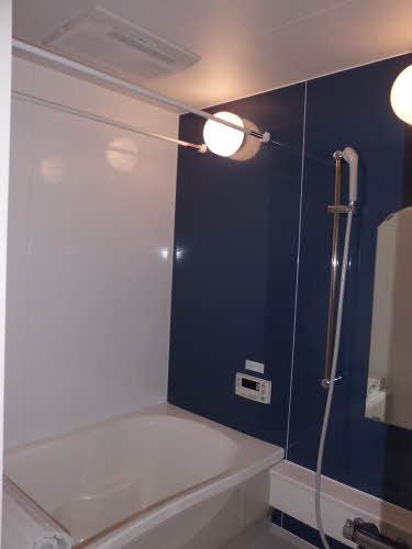 ベルデ　クレール　A棟の浴室