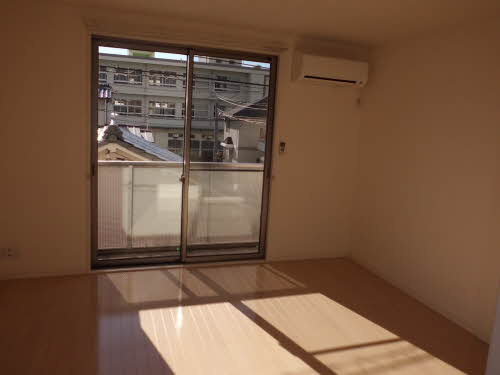 ベルデ　クレール　A棟の居間・リビング