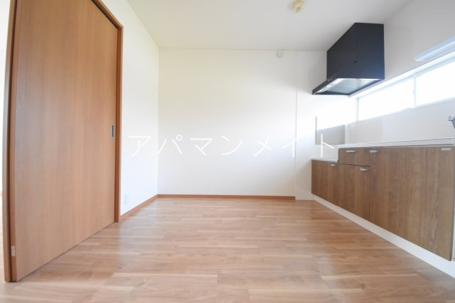 【居間・リビング】 | 戸塚周辺ならアパマンメイトへＬｅｔｓ Ｇｏ ！