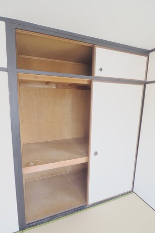 ラフォート牛田の収納