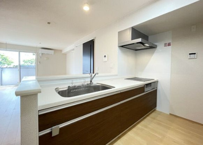 【キッチン】 | グラディート East