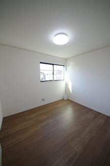 【洋室】 | 【仲介手数料無料！！】府中市栄町２丁目　新築戸建て（全4棟）A号棟　5890万円