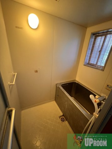 高山町4丁目貸家の浴室