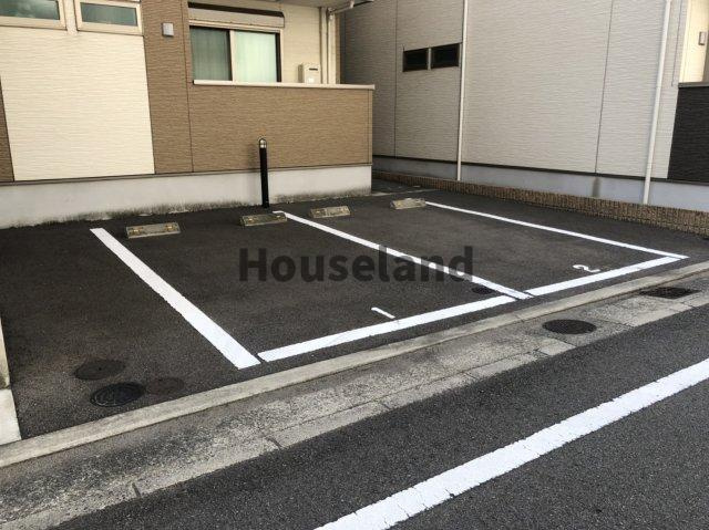 フジパレス城北Ⅲ番館の駐車場