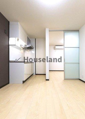 フジパレス城北Ⅲ番館の居間・リビング