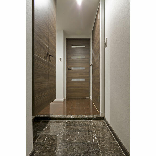 スパシエエクレクトの玄関