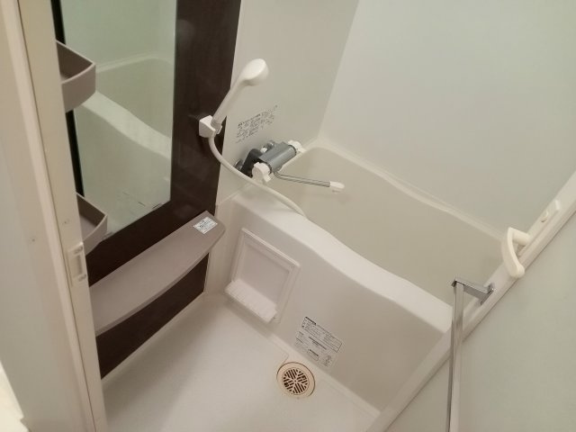 スパシエエクレクトの浴室