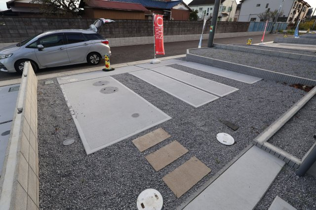 《仲介手数料無料》見沼区深作５丁目117(2号棟)新築一戸建てグラファーレの駐車場|撮影日 2025年11月4日 15:15 晴れ