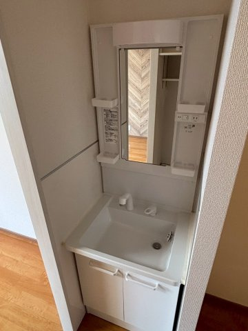 【洗面所】 | シェモア堀切