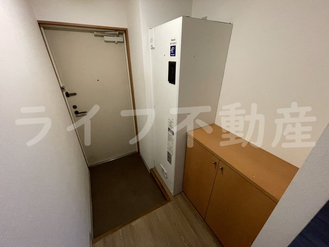 タイムハイツ布施の玄関|落ち着いた玄関です