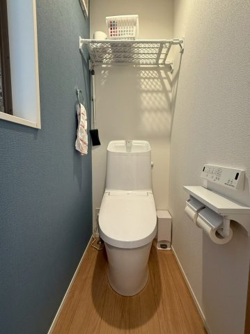 東浅香山1丁　戸建のトイレ