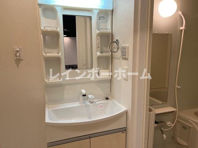 Racine(ラシーヌ)の洗面所