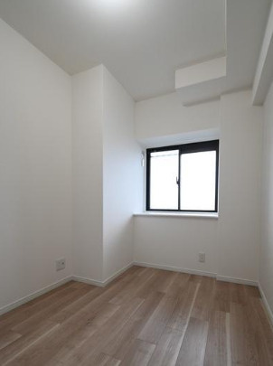 ライオンズマンション新大阪第六の洋室|◆約4.1帖洋室 別角度です！
◆【即日内覧会開催中】令和7年10月室内リフォーム完了！