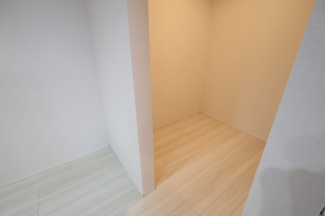 《仲介手数料無料》見沼区深作５丁目117(4号棟)新築一戸建てグラファーレの収納|撮影日 2025年11月4日 15:15 晴れ