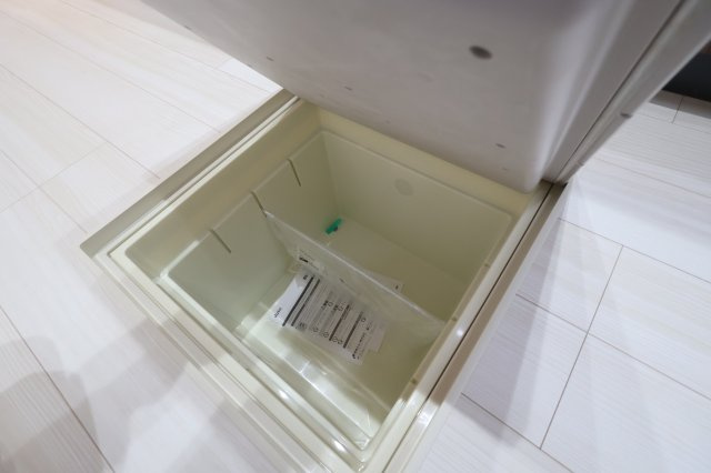 《仲介手数料無料》見沼区深作５丁目117(4号棟)新築一戸建てグラファーレのキッチン|撮影日 2025年11月4日 15:15 晴れ