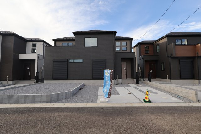 《仲介手数料無料》見沼区深作５丁目117(4号棟)新築一戸建てグラファーレの外観|撮影日 2025年11月4日 15:15 晴れ