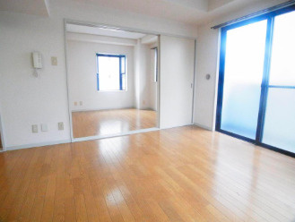 【居間・リビング】 | フラットワセダ | おしゃれな居間です