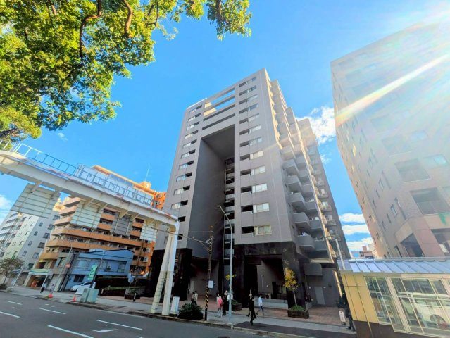 横浜公園通り弐番館の外観