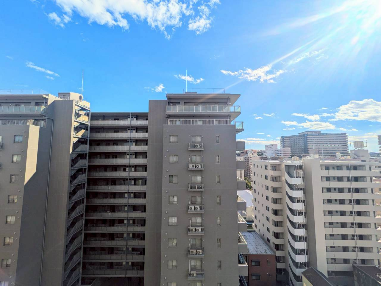 横浜公園通り弐番館の展望