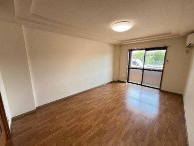 【内装】 | ル・ヴァンデスト | 洋室