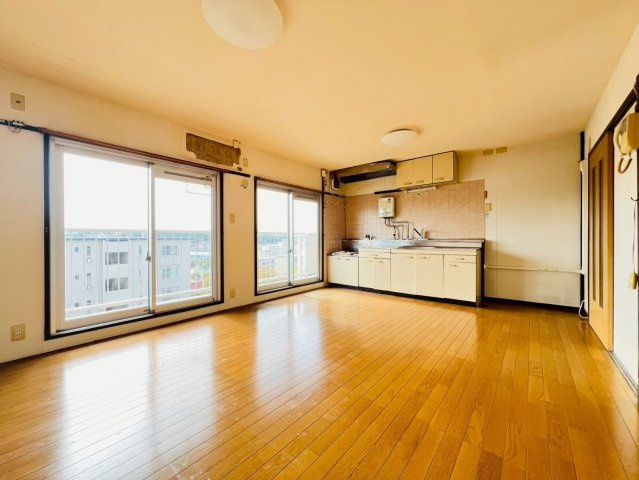 新多聞第2住宅109号棟の居間・リビング