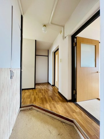 新多聞第2住宅109号棟の玄関