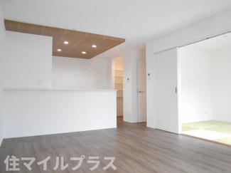 【居間・リビング】 | 郡山市横塚5丁目新築一戸建て4棟 | 使いやすいリビングです