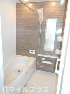 【浴室】 | 郡山市横塚5丁目新築一戸建て4棟 | コンパクトで使いやすいお風呂です