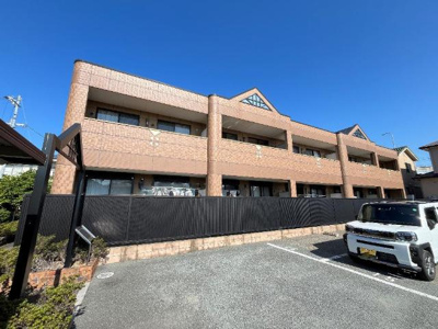 【外観】 | コンフォース大開 | 外観写真（昼）