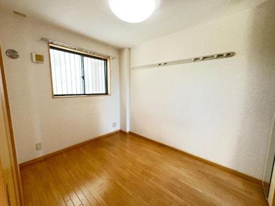 【内装】 | アンシャンテ | 洋室