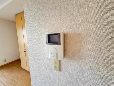 【内装】 | アンシャンテ | カメラ付インターホン