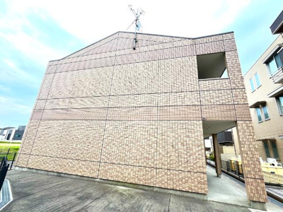 【外観】 | アンシャンテ | 外観写真（昼）