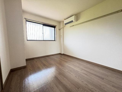 【内装】 | ウエストヒルズ | 洋室