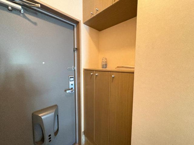 【玄関】 | ウエストヒルズ | 玄関