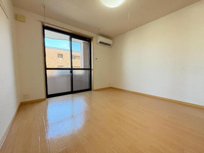 【内装】 | コンソルテ | 洋室