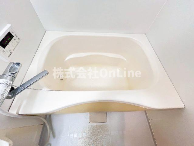 ツインコートいたくらの浴室