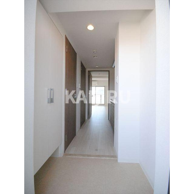 エスリード京橋グランテラスの玄関