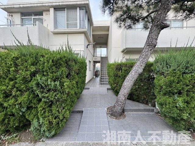 雪ノ下横小路ハイツ１号棟の外観|物件の外観です