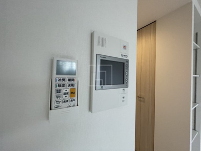 【セキュリティ】 | S-RESIDENCE堺筋本町Deux | S-RESIDENCE堺筋本町Deux（エスレジデンス堺筋本町ドゥー）　TVモニターフォン